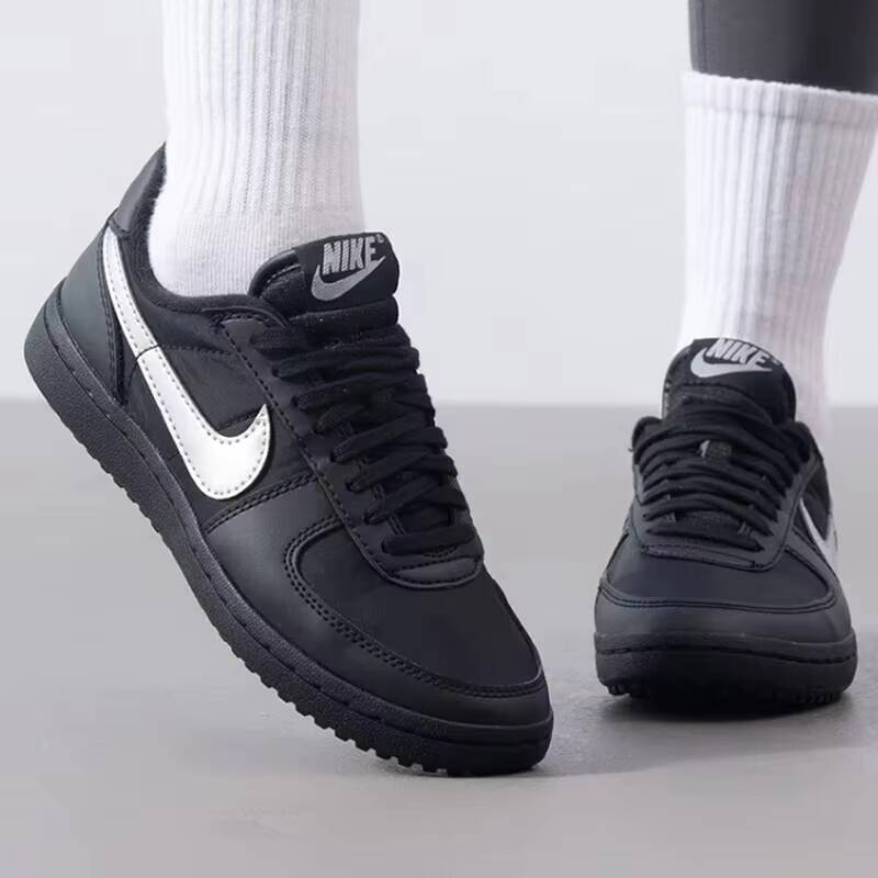New Nike Men's & Women's New F - огляд і ціна Outdoor Sport Field